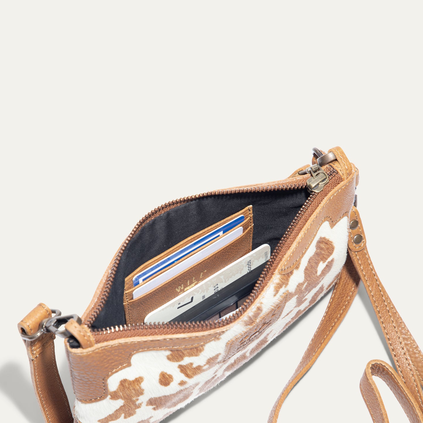 Haircalf Medium Zip Pouch