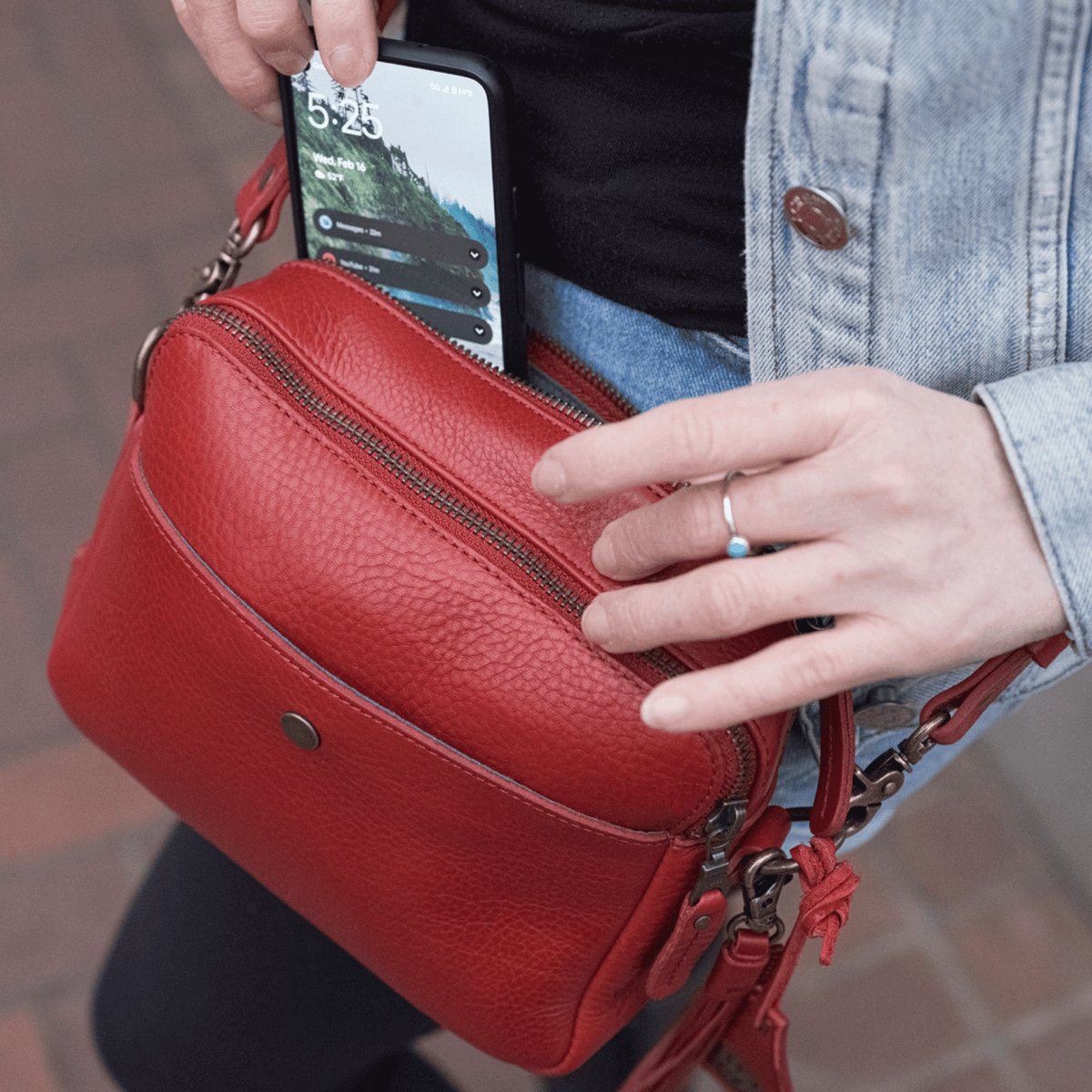 Everyday Double Zip Leather Crossbody - Will Leather Goods
