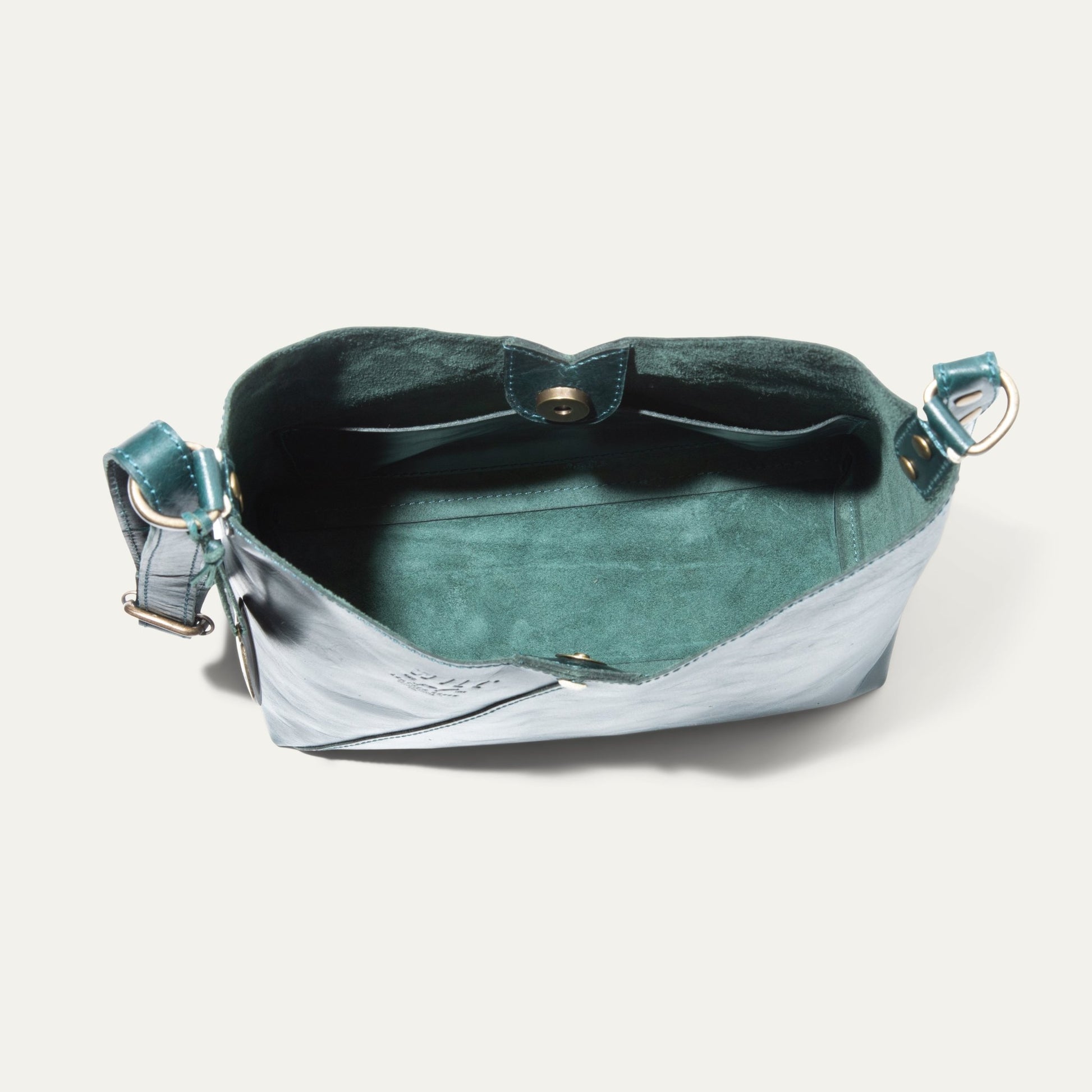 SIMPLE "V" HOBO - Will Leather Goods