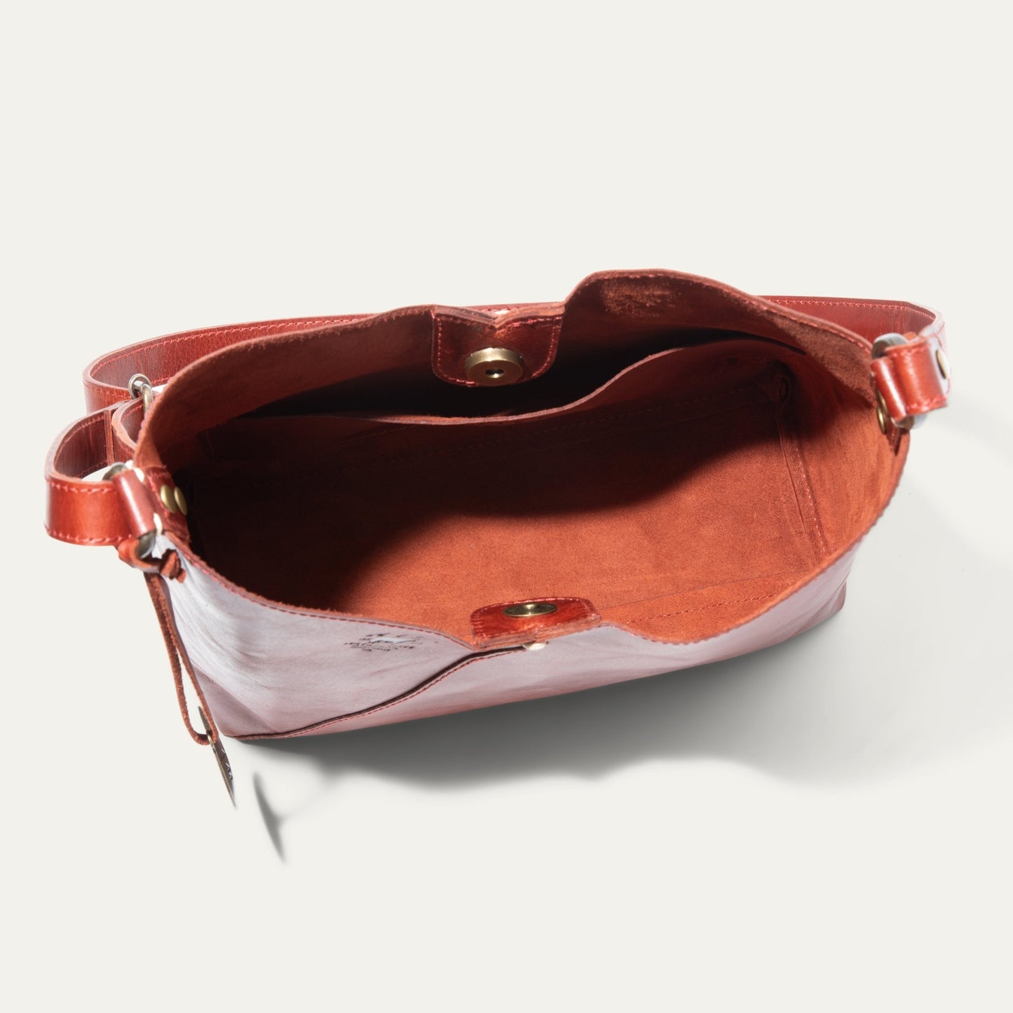 SIMPLE "V" HOBO - Will Leather Goods